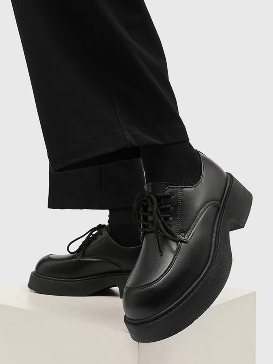 Classic Derby Lace-up Shoes