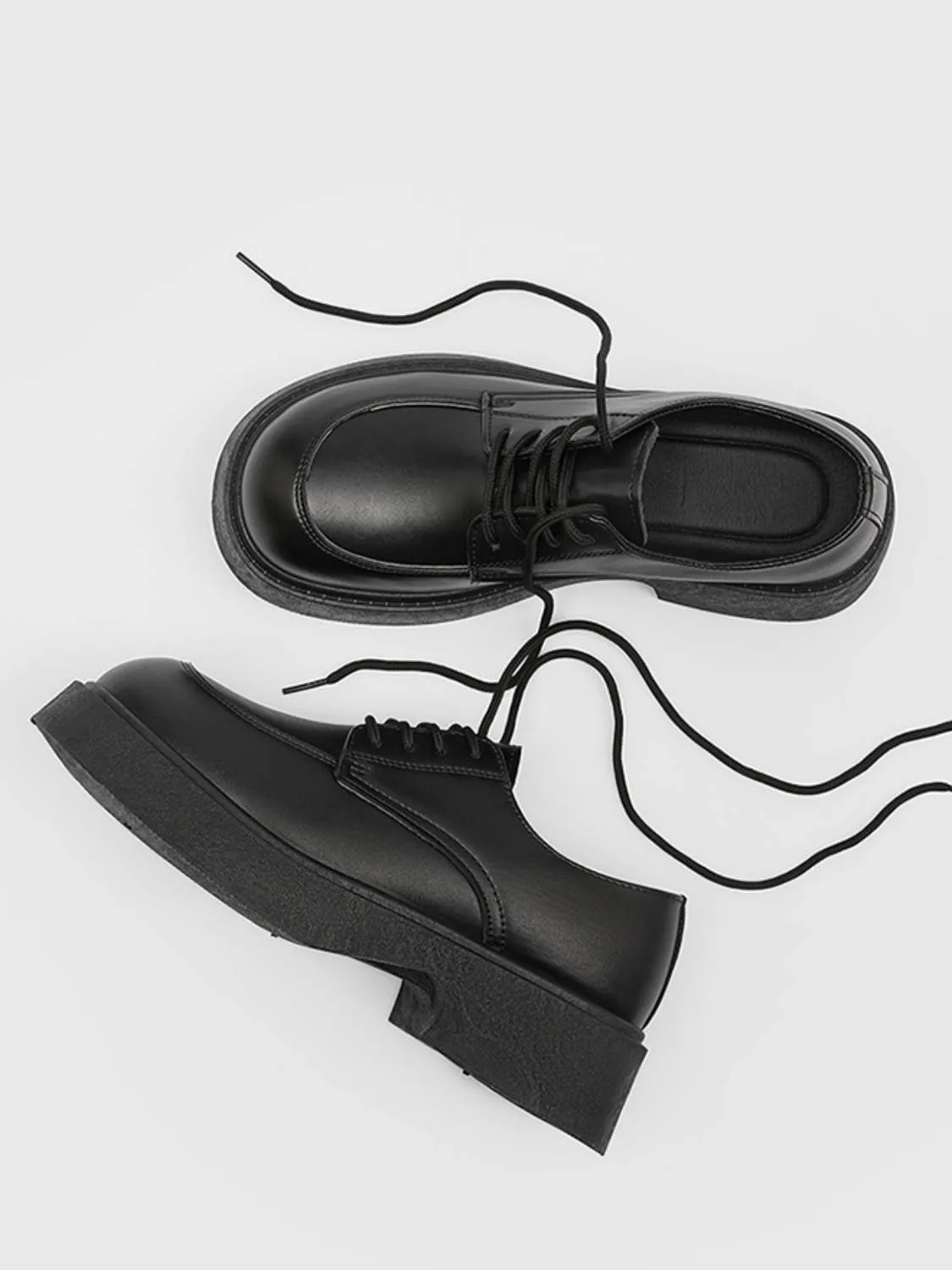 Classic Derby Lace-up Shoes