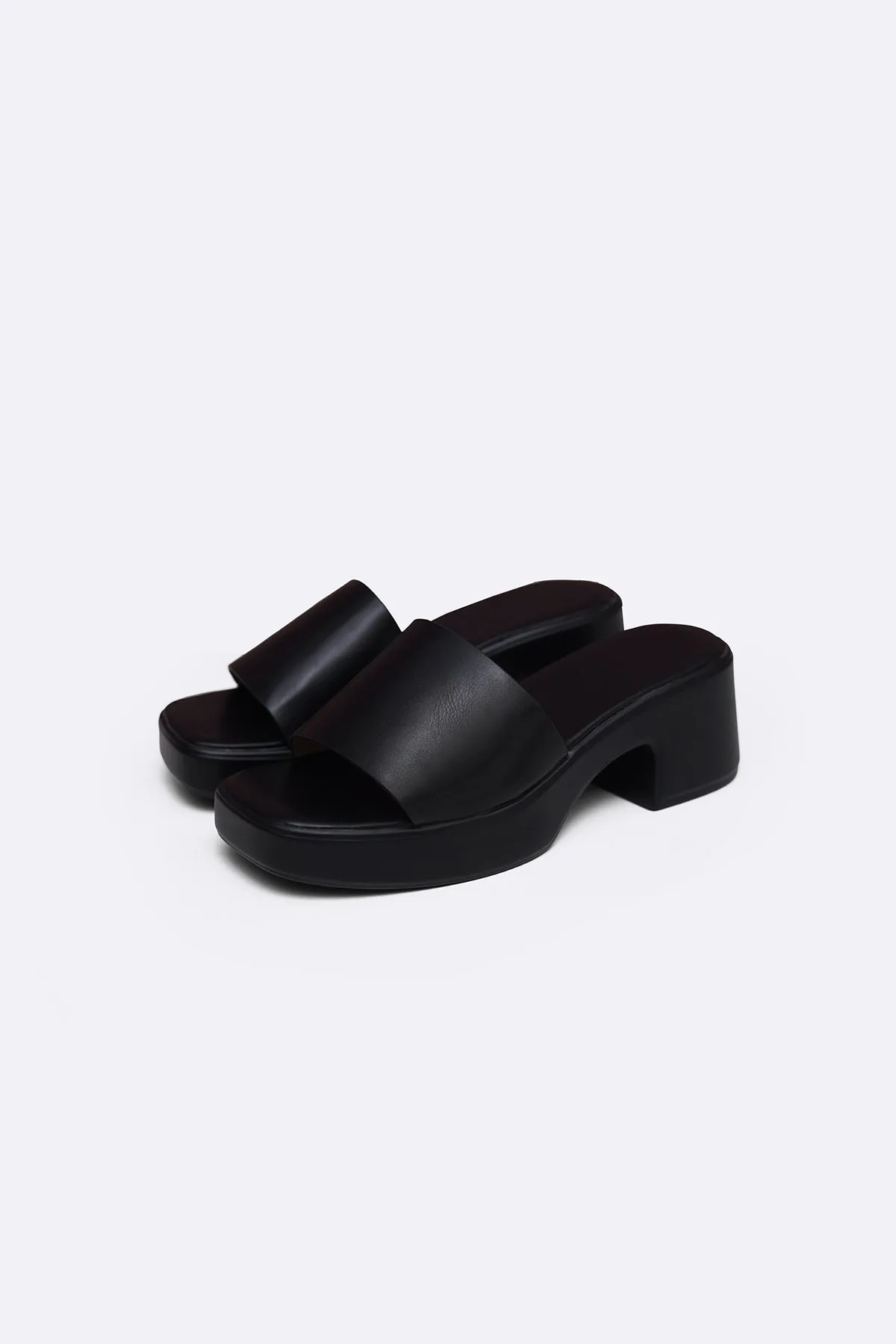 EASY BLOCK HEELS