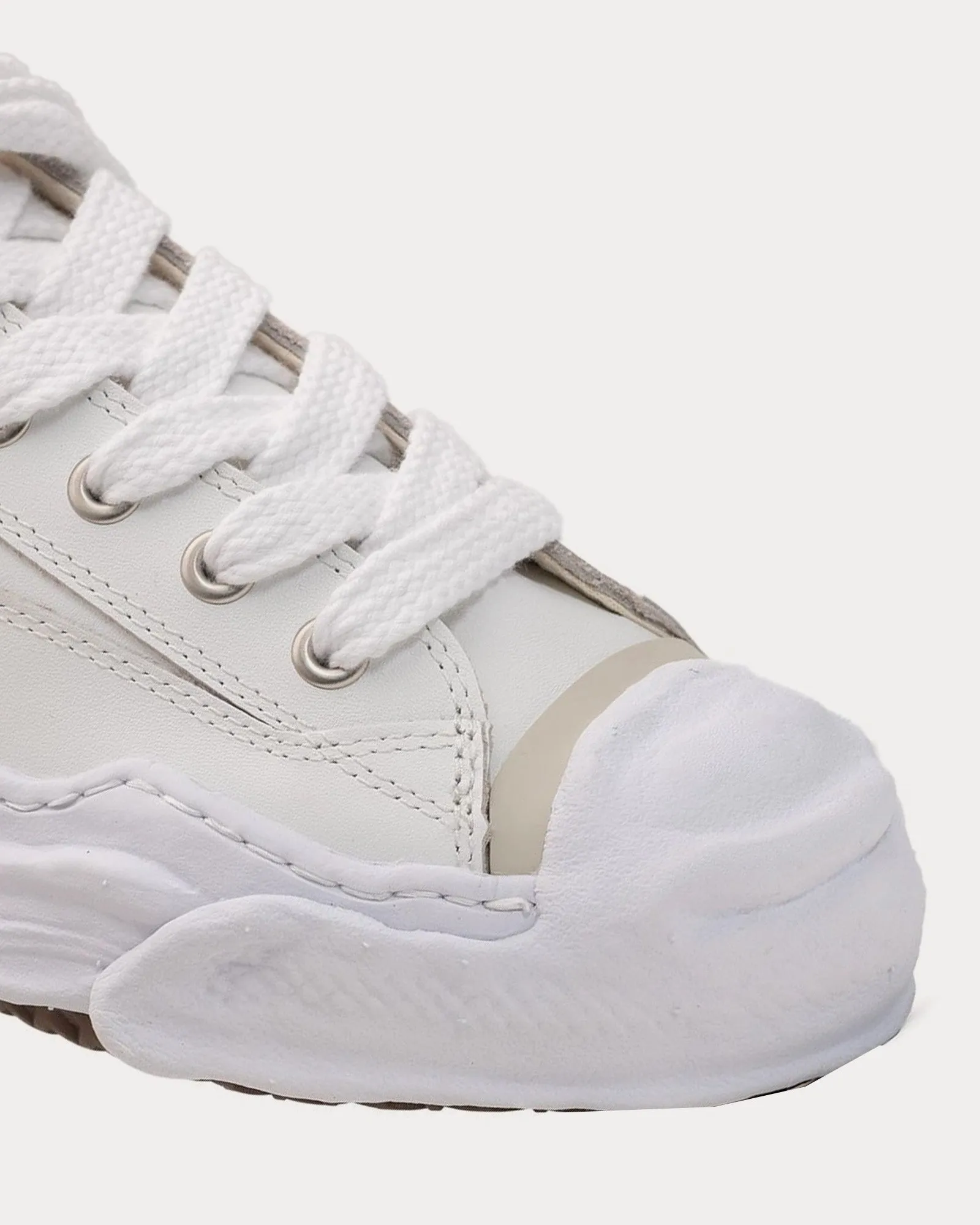Hank OG Sole Leather White Low Top Sneakers