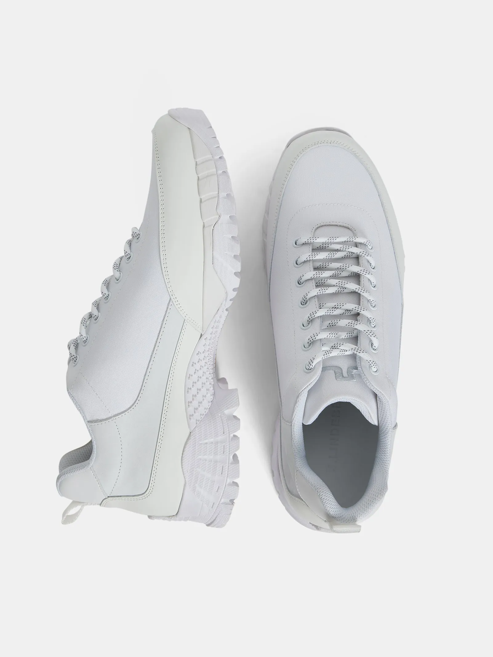 Hiker Sneaker / White