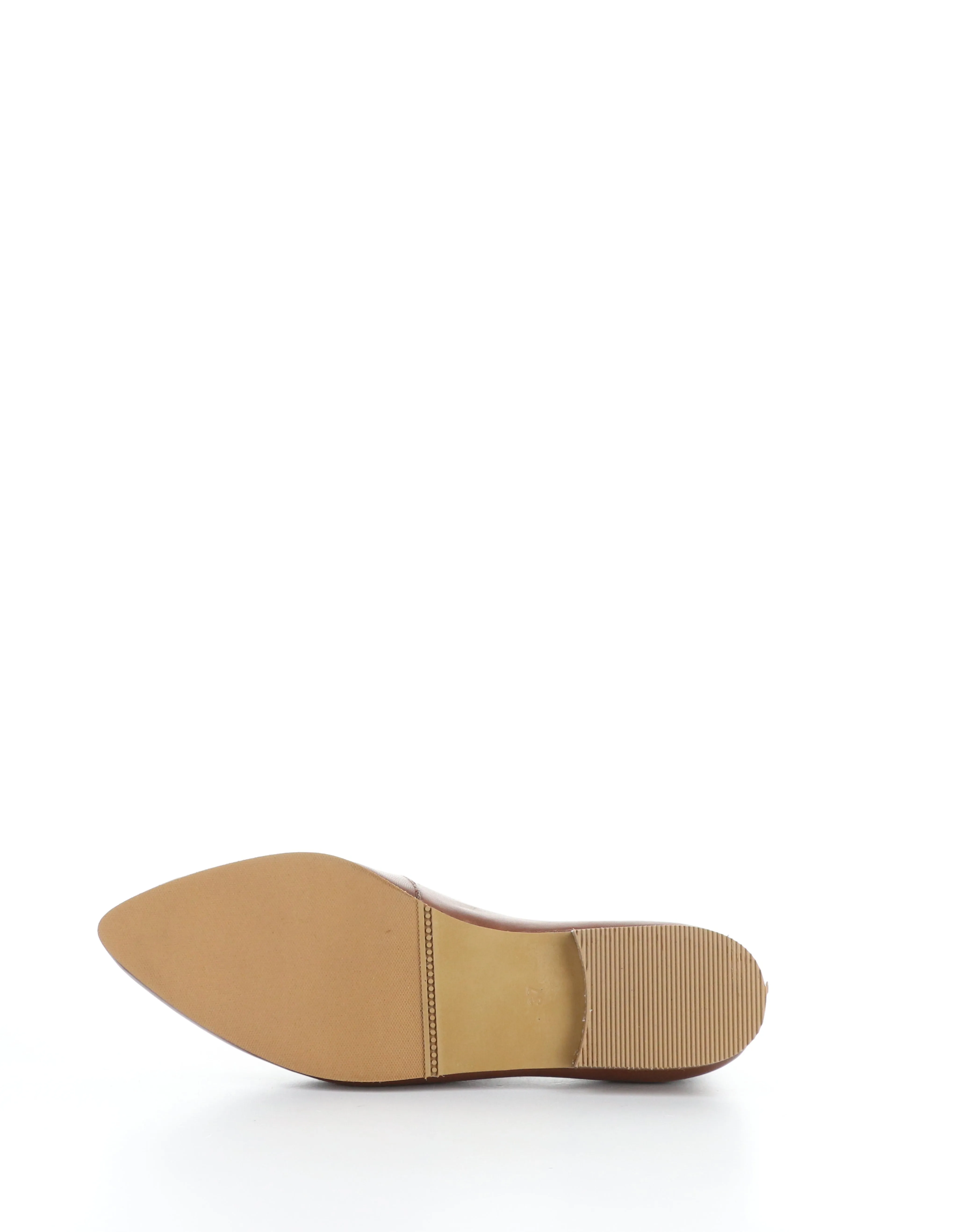 NIKKI TOBACCO Pointed Toe Shoes