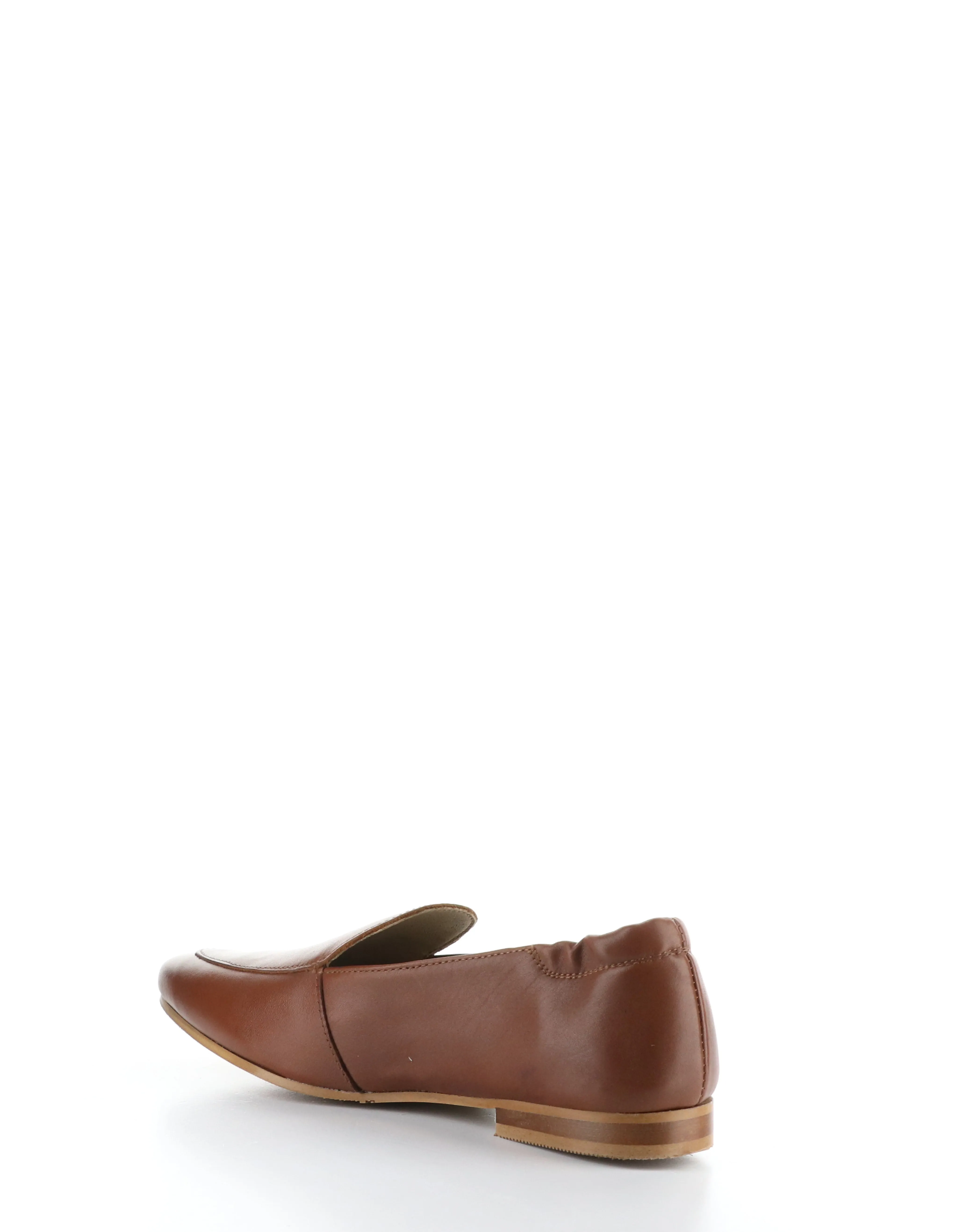 NIKKI TOBACCO Pointed Toe Shoes