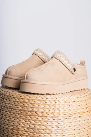 Storm Winter clogs natural
