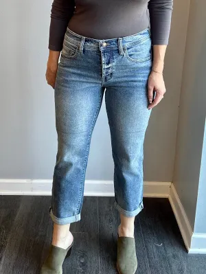 The Mid-Rise Boyfriend Keeper Jean
