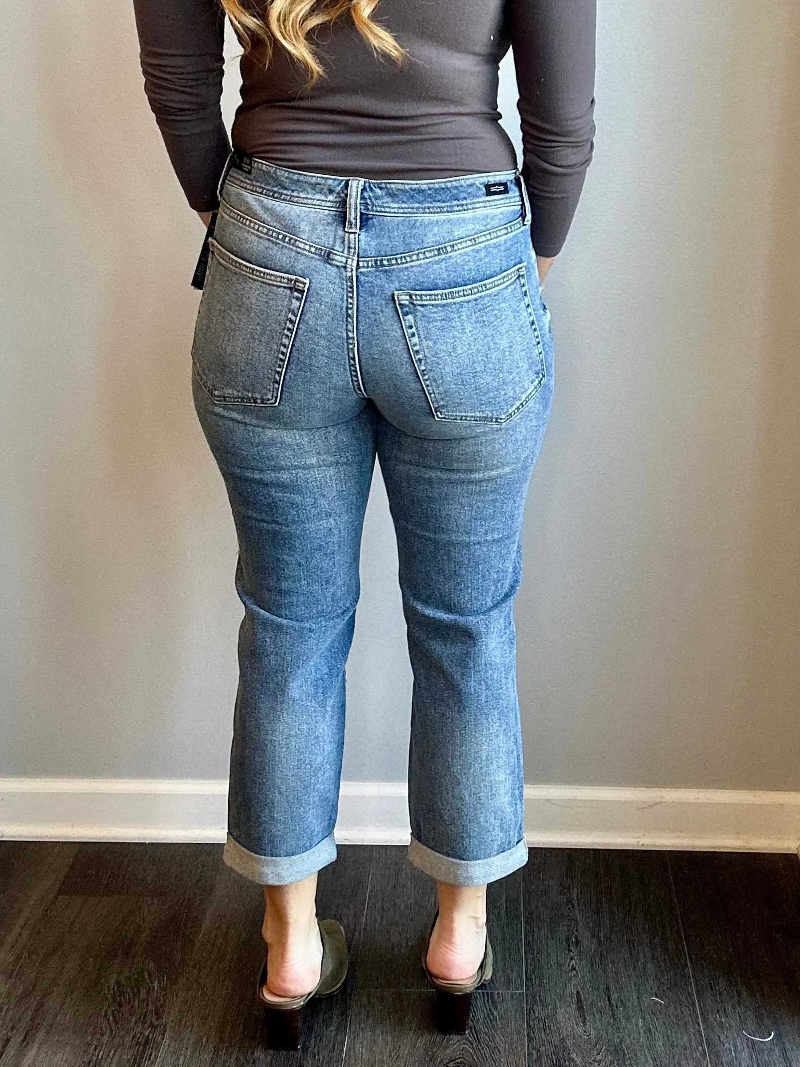 The Mid-Rise Boyfriend Keeper Jean