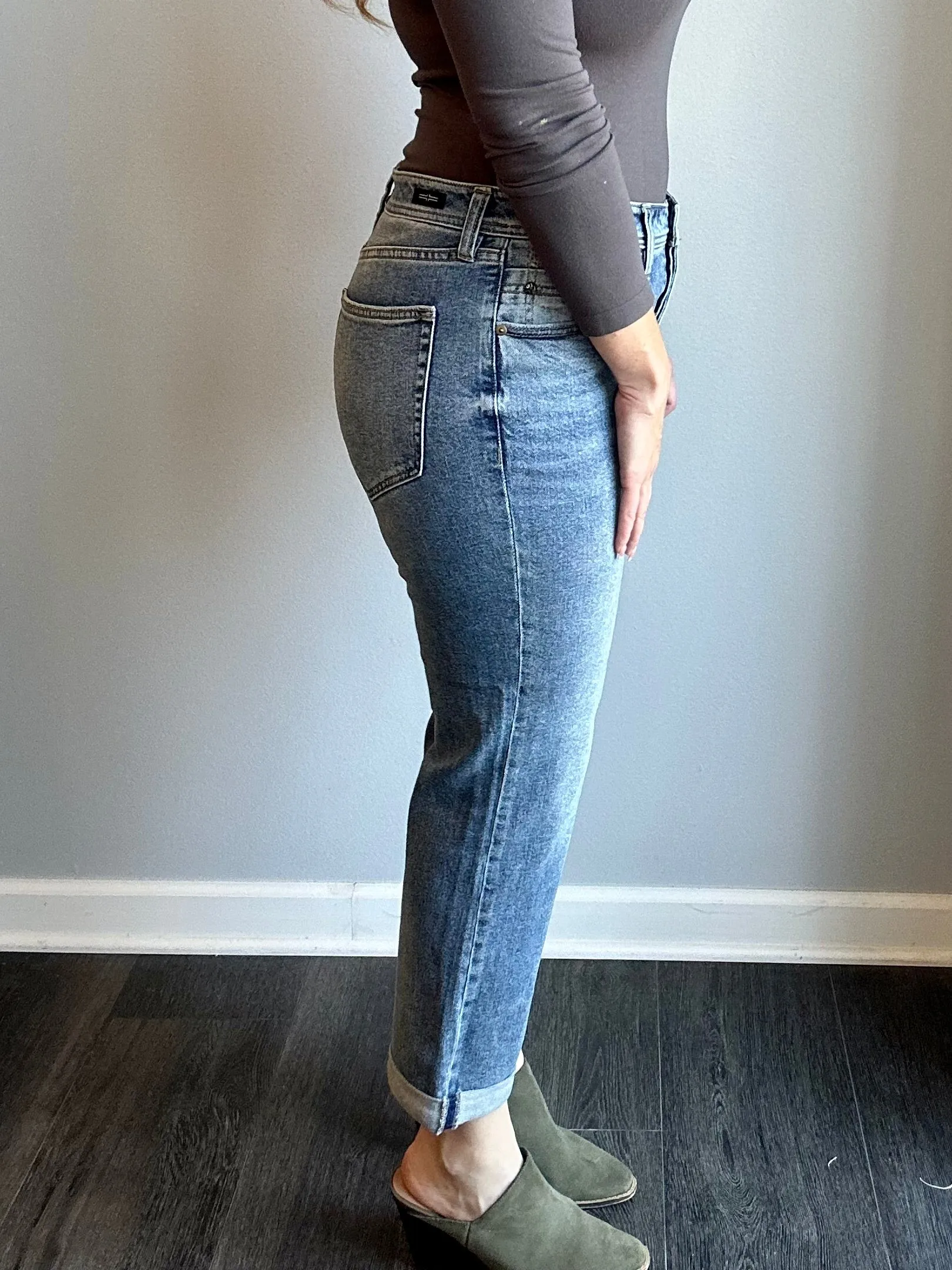 The Mid-Rise Boyfriend Keeper Jean