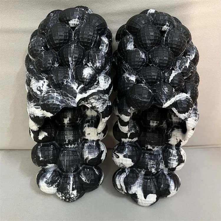 TikTok TRENDY Massage Rhinestone Bubble Slippers
